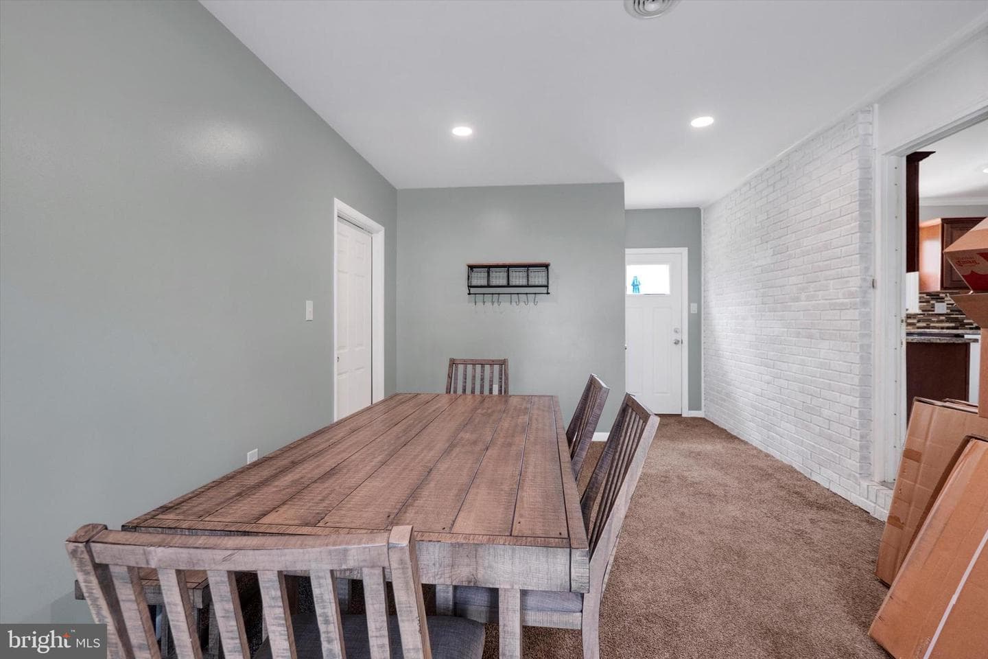 204 Young Avenue photo 10