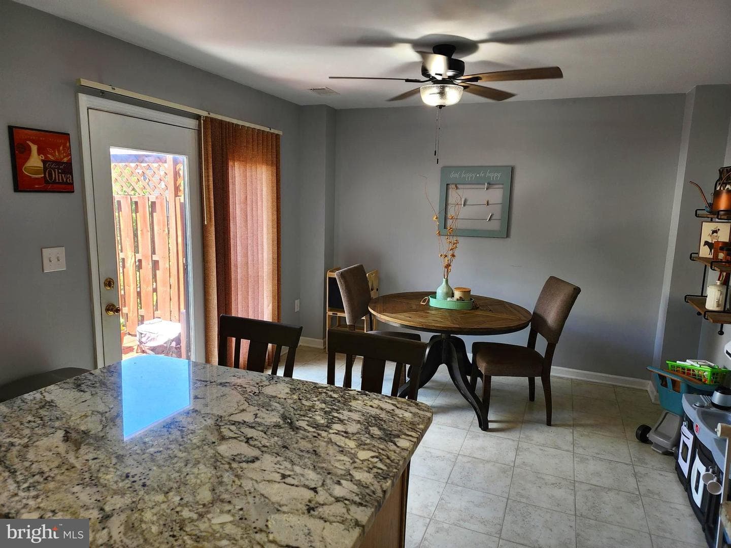 1019 Lindsay Lane photo 16