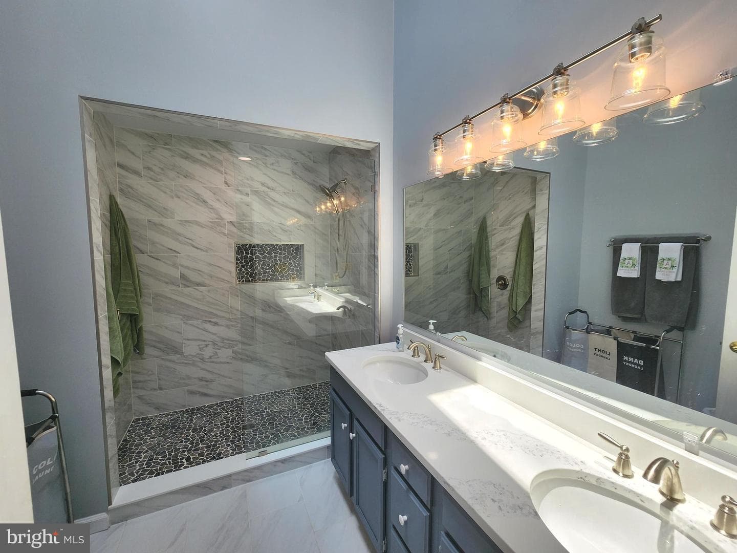 1019 Lindsay Lane photo 4
