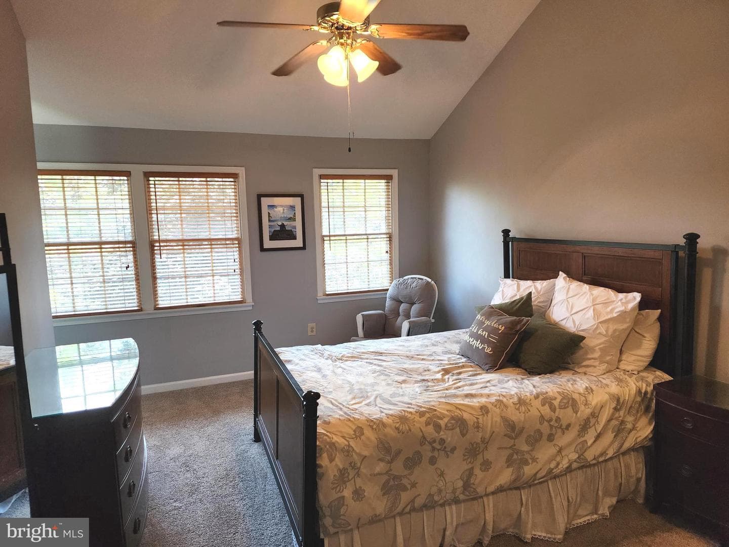 1019 Lindsay Lane photo 8