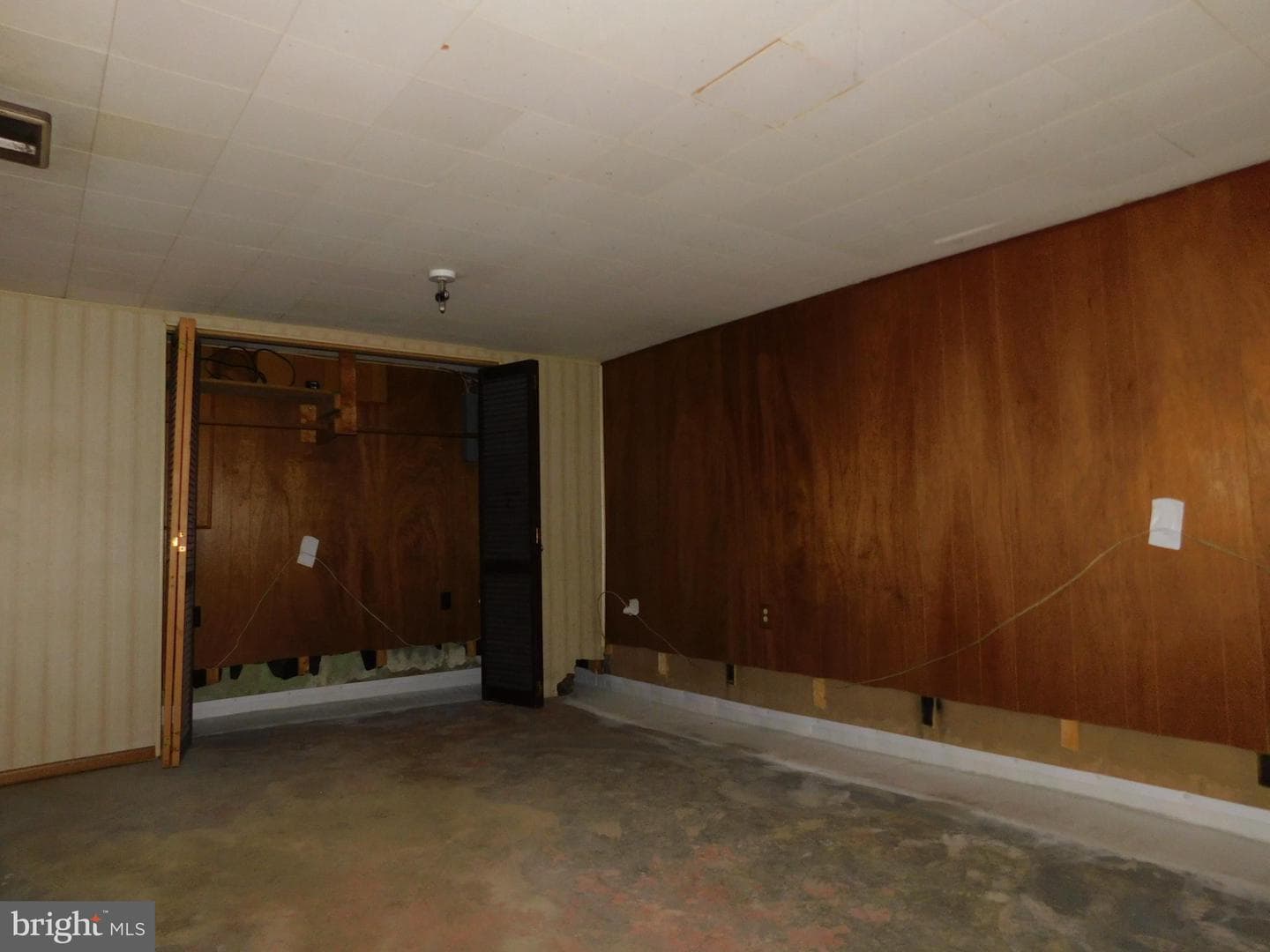 11807 Clearview Road photo 12