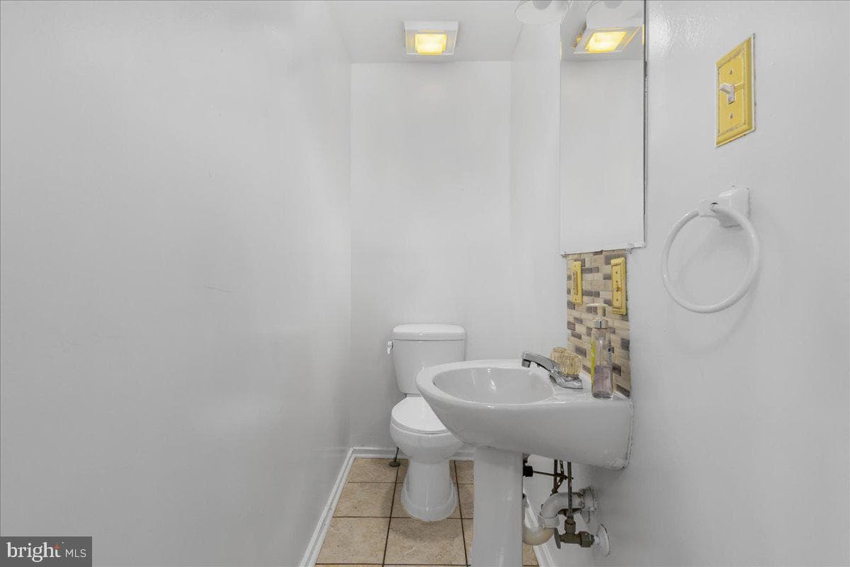 550 N Mulberry Street photo 13