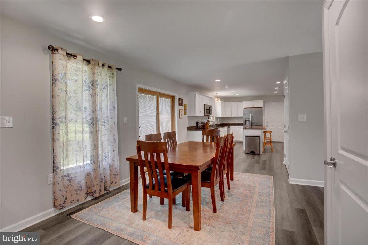 13435 Kretsinger Road photo 10