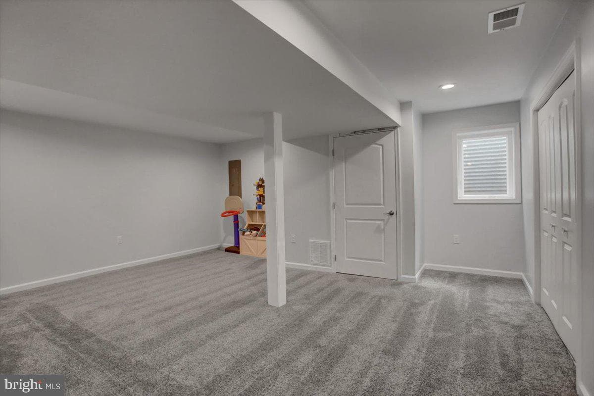 13435 Kretsinger Road photo 25