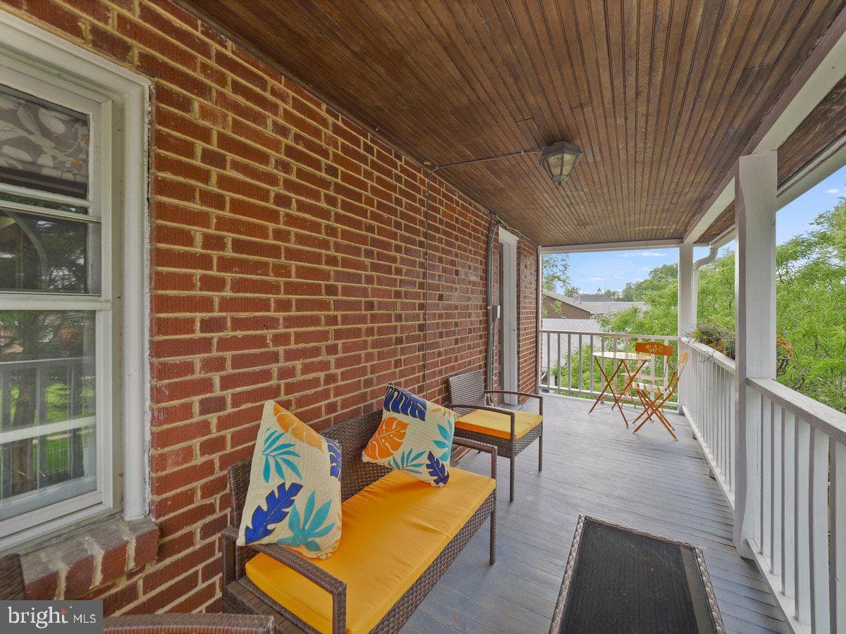 218 E Baltimore Street photo 26