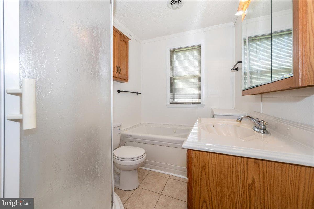 11113 Glenside Avenue photo 39