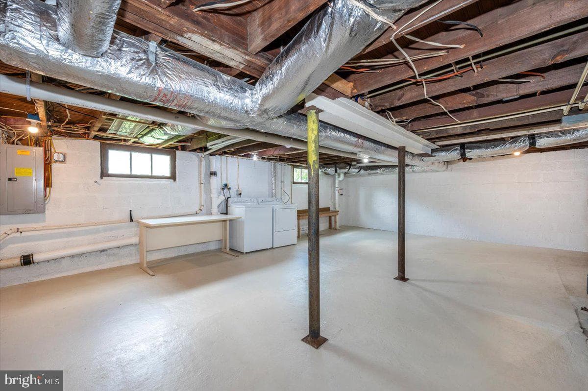 11113 Glenside Avenue photo 48