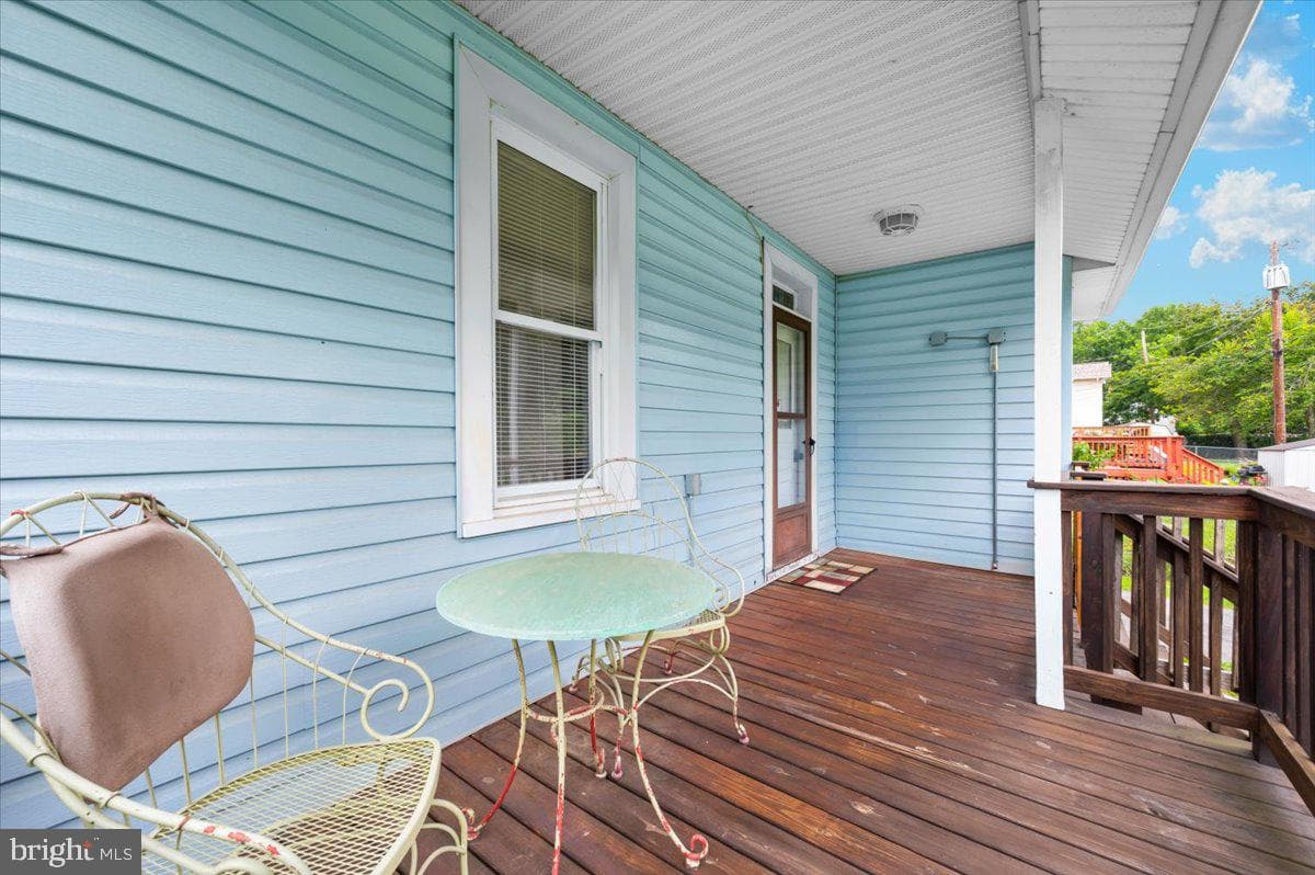 11113 Glenside Avenue photo 55
