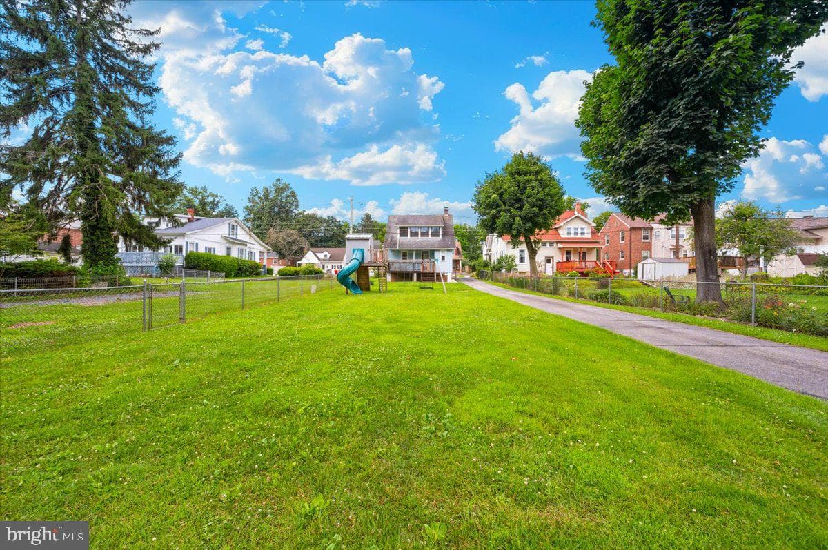 11113 Glenside Avenue photo 62