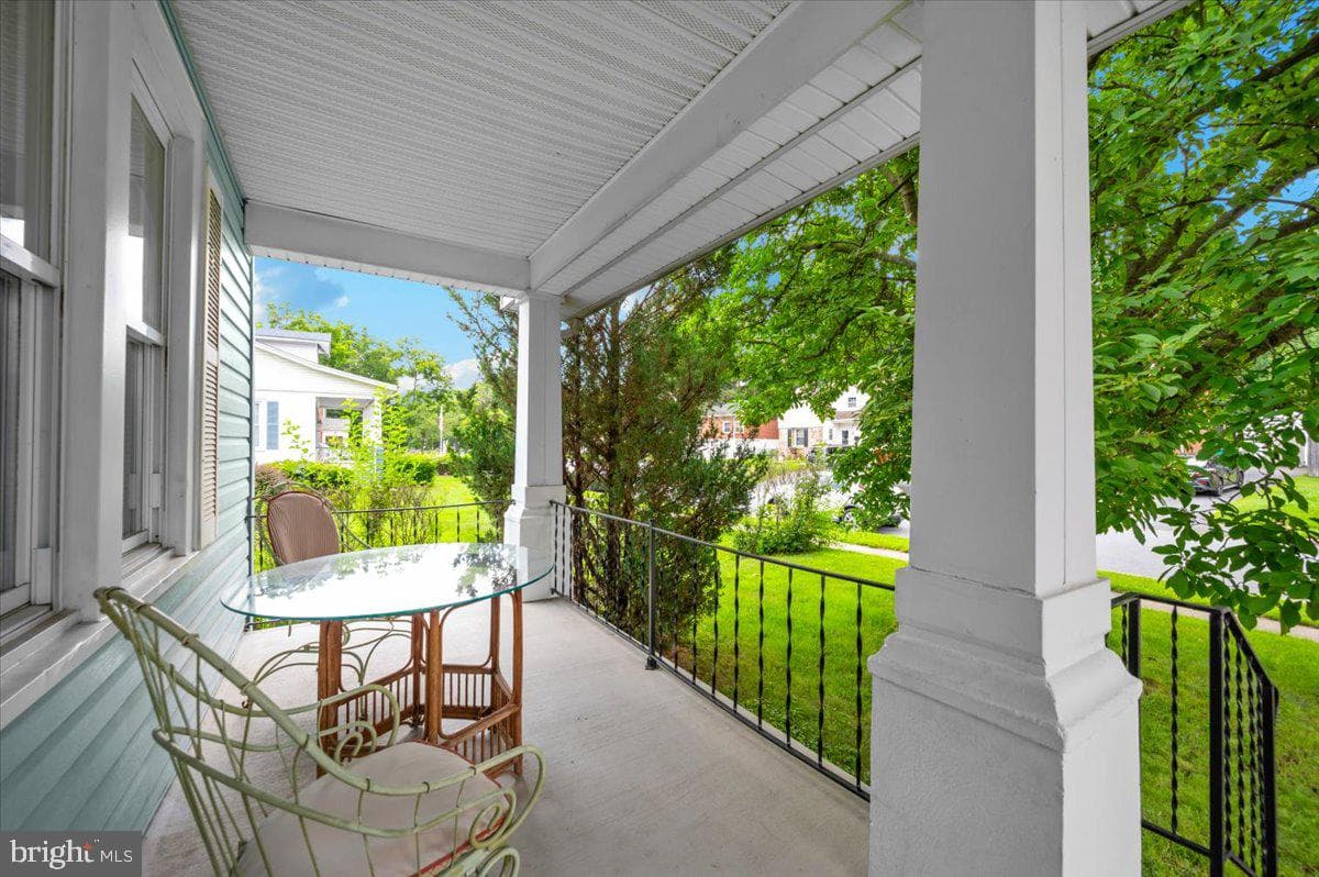 11113 Glenside Avenue photo 69