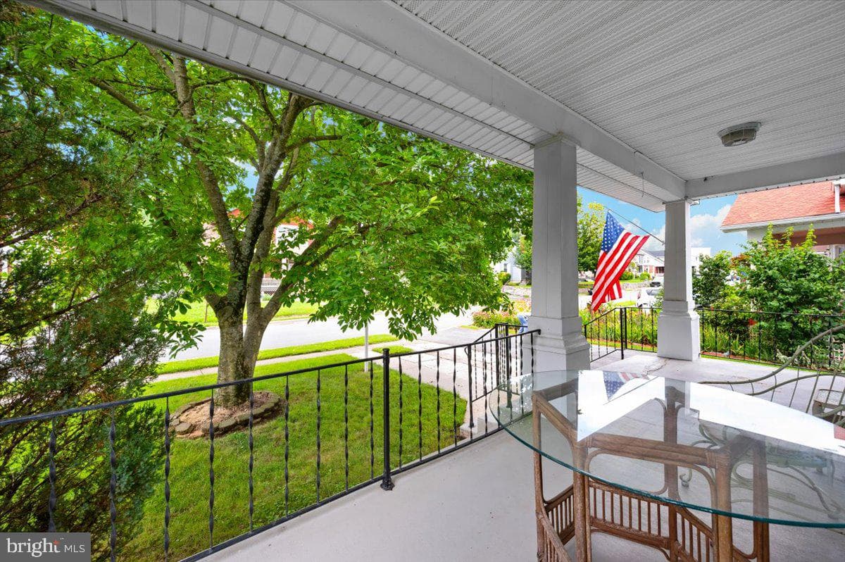 11113 Glenside Avenue photo 70