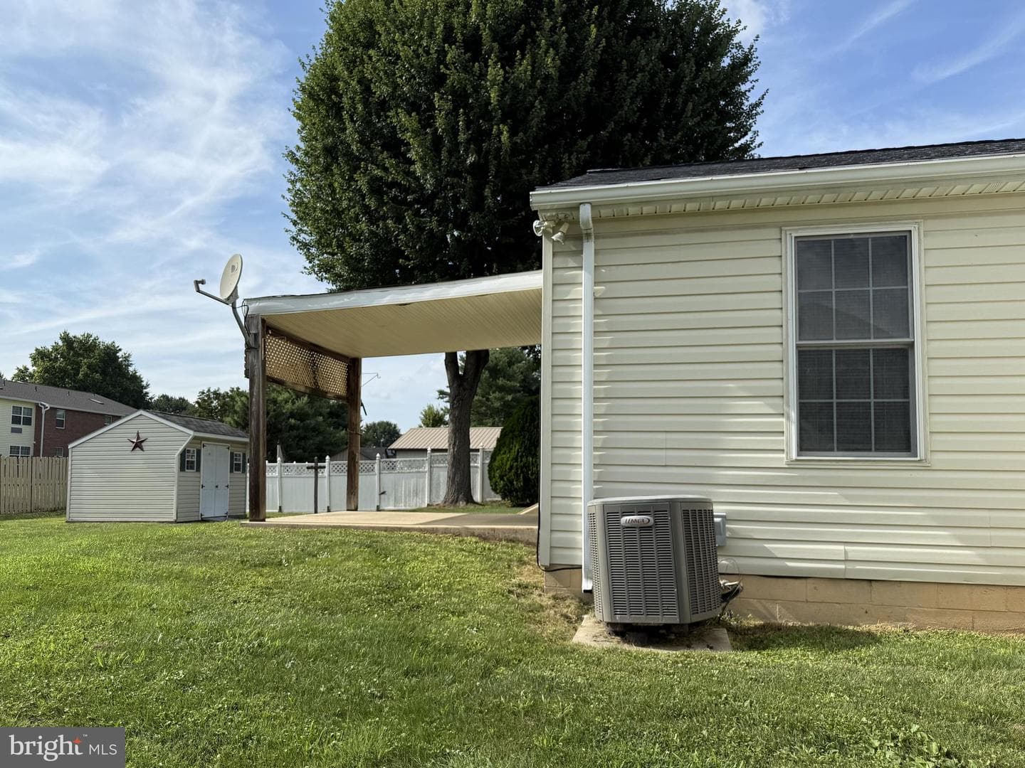 14102 Maugansville Road photo 2