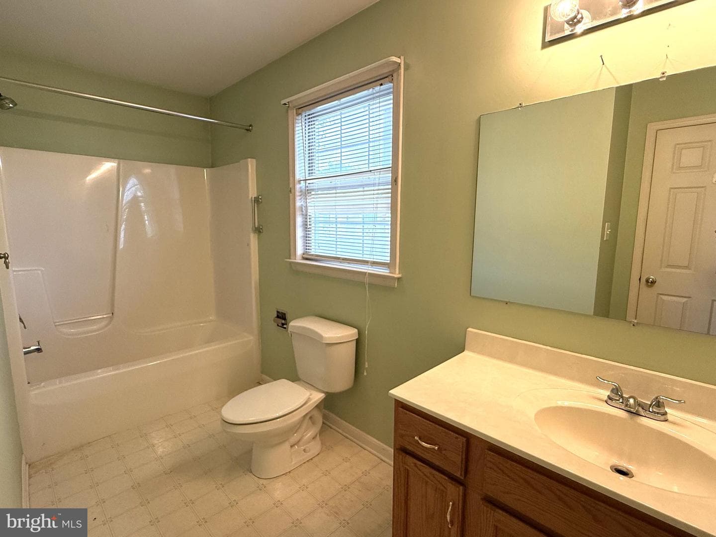 14102 Maugansville Road photo 24