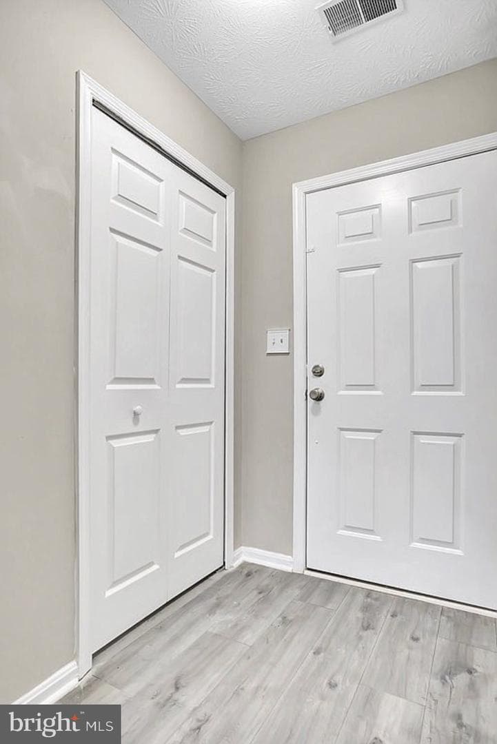 20137 Daniels Circle photo 14