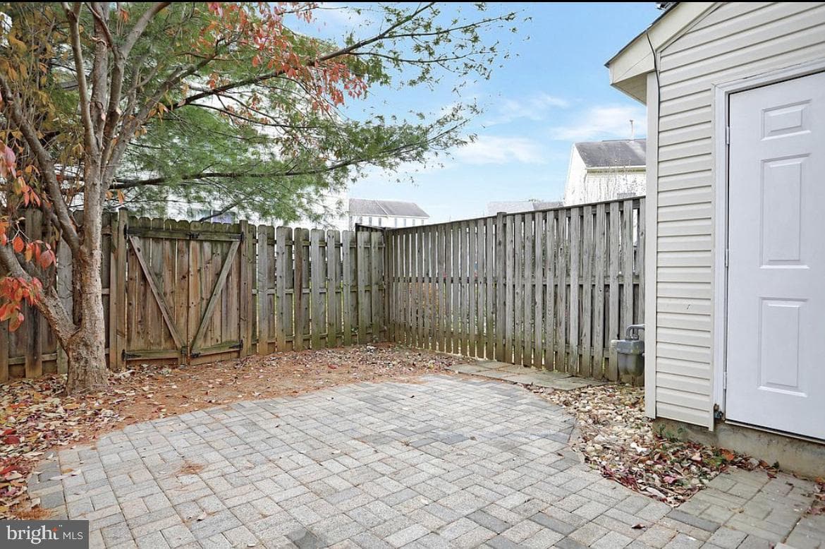 20137 Daniels Circle photo 22