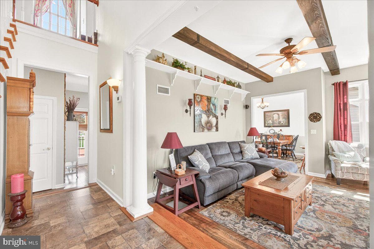 3117 Valley View Court photo 6
