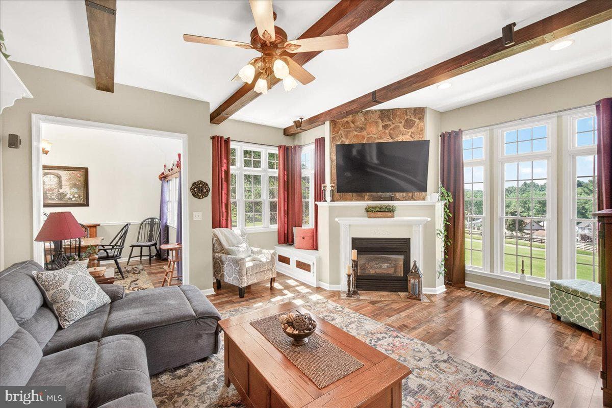 3117 Valley View Court photo 7