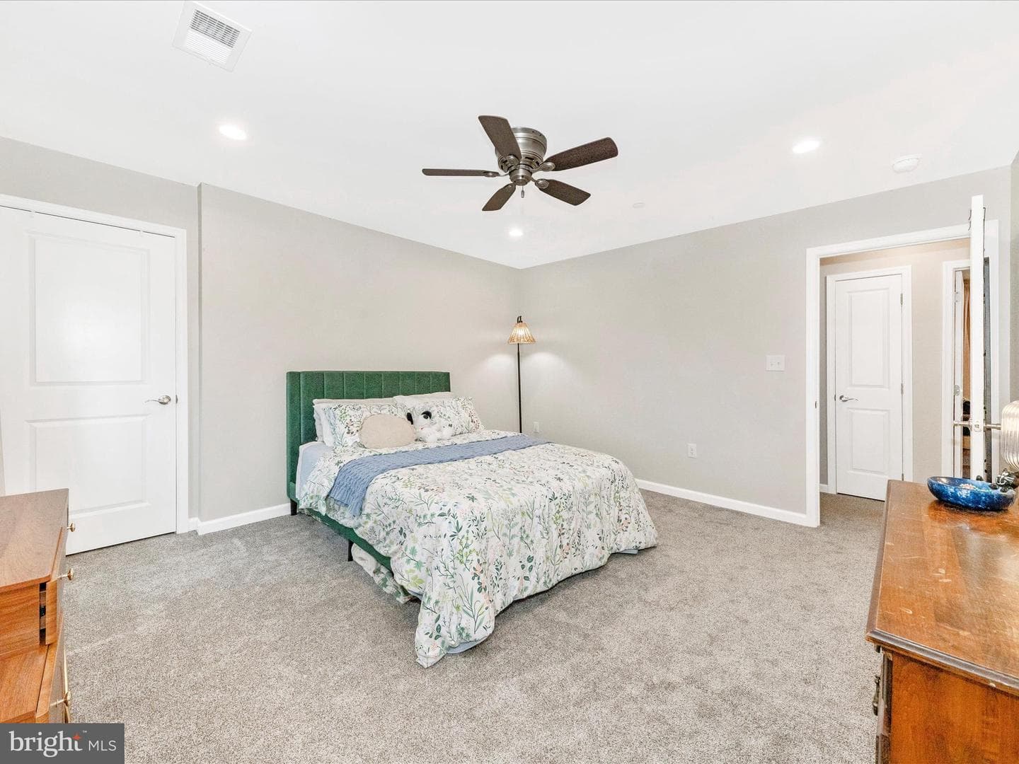 13617 Pulaski Drive photo 27