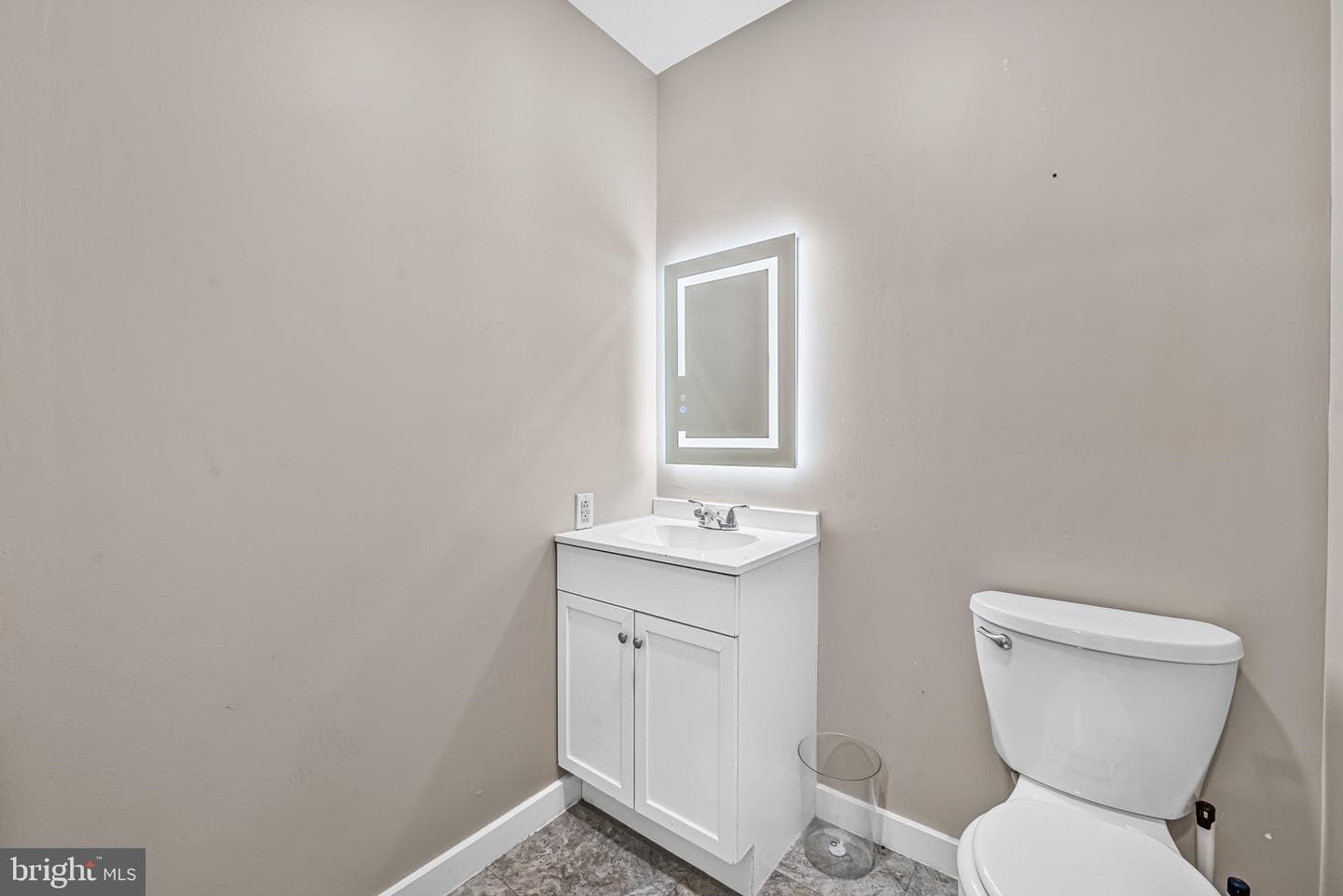 703 Virginia Avenue photo 16