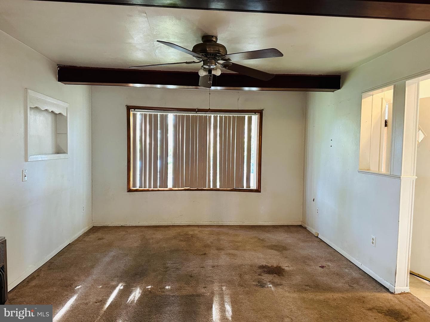 1048 Corbett Street photo 4