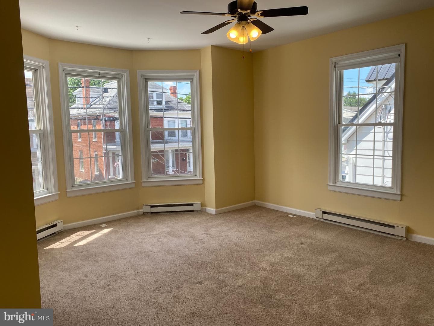 426 Jefferson Street photo 12