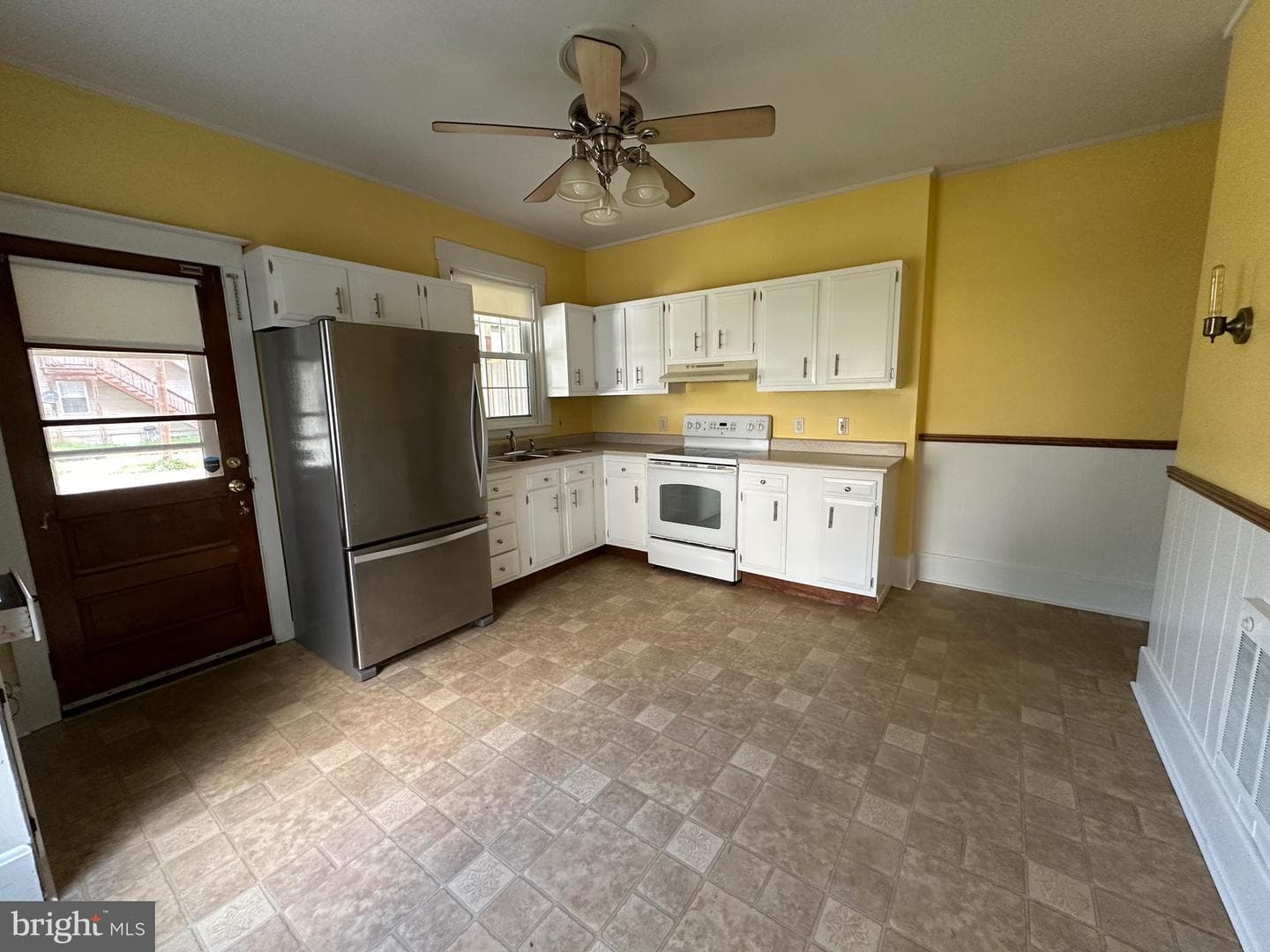 426 Jefferson Street photo 35