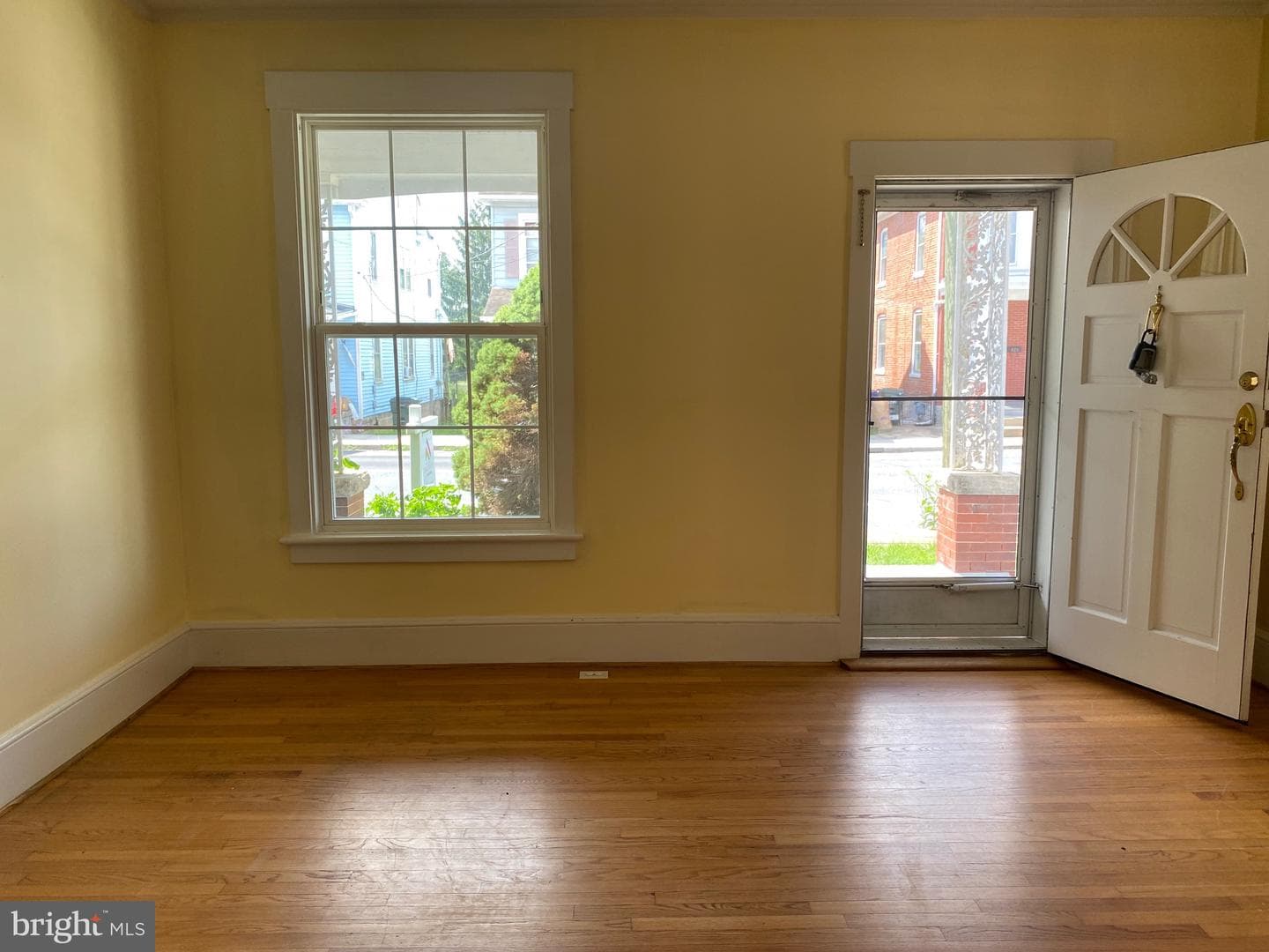 426 Jefferson Street photo 8