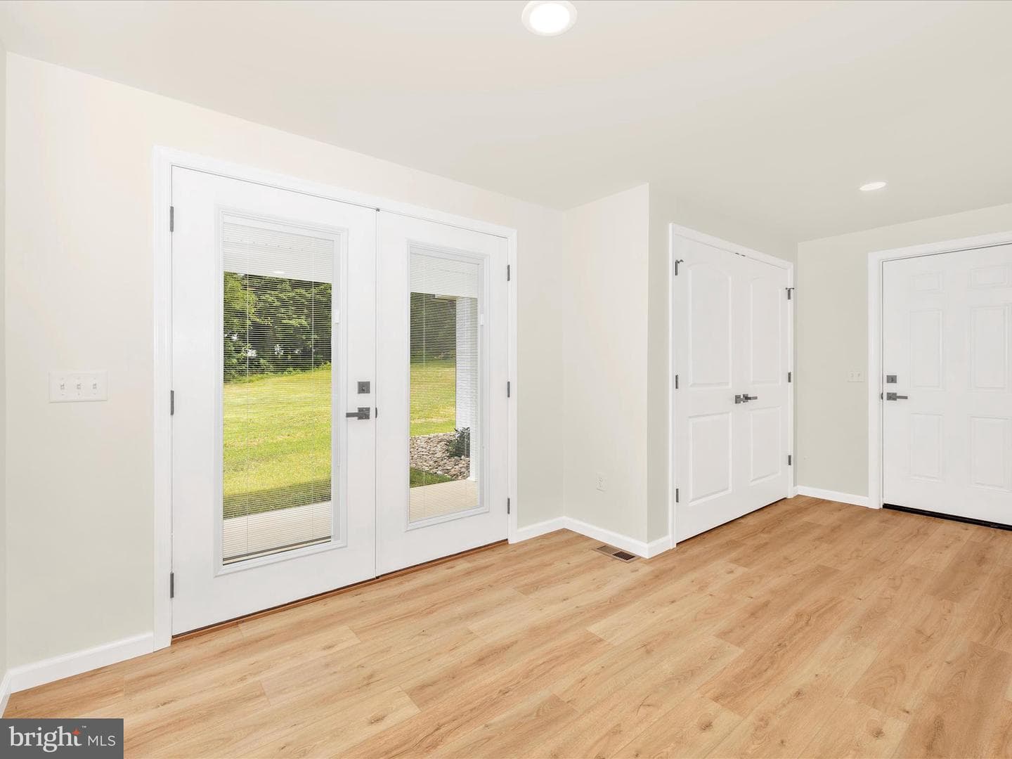 14241 Ritchie Road photo 25