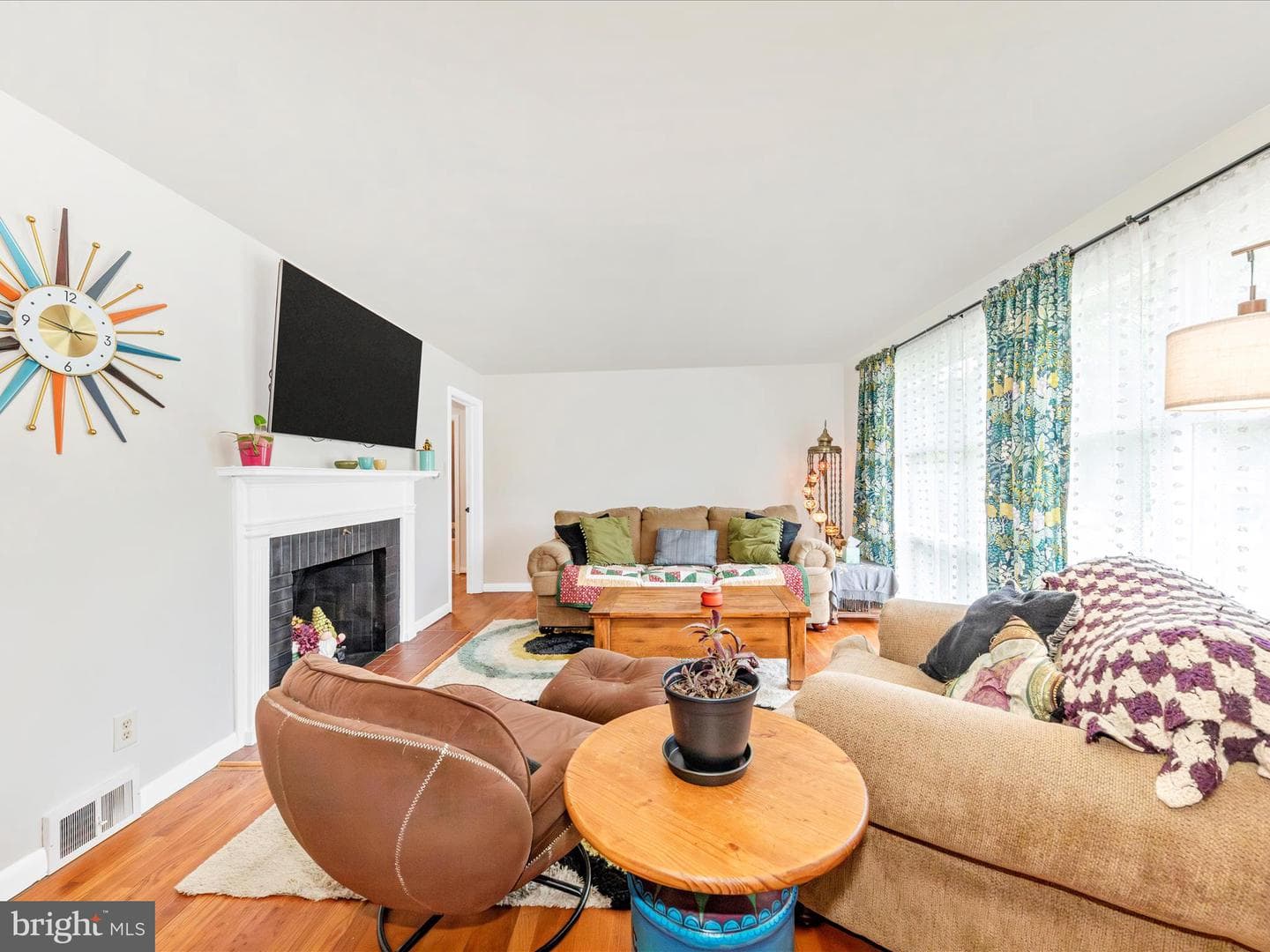 13318 Apple Hill Drive photo 3