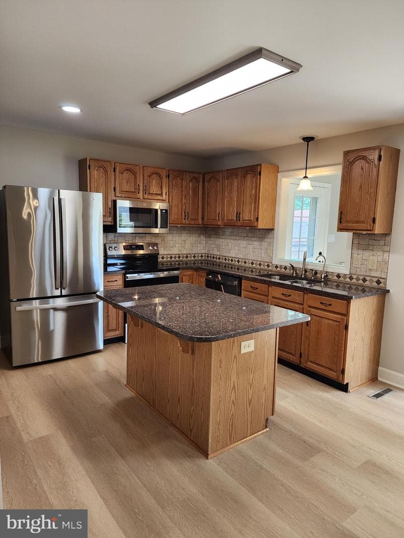 5 Dartmouth Drive photo 12