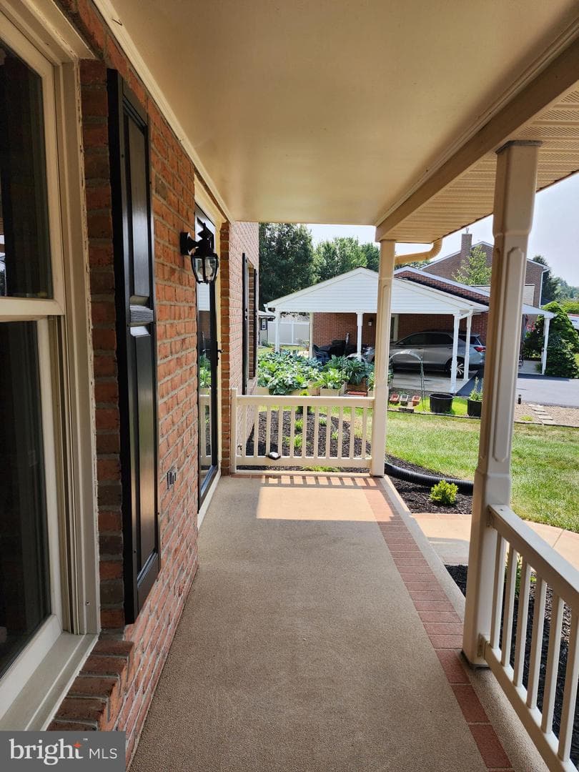 5 Dartmouth Drive photo 2