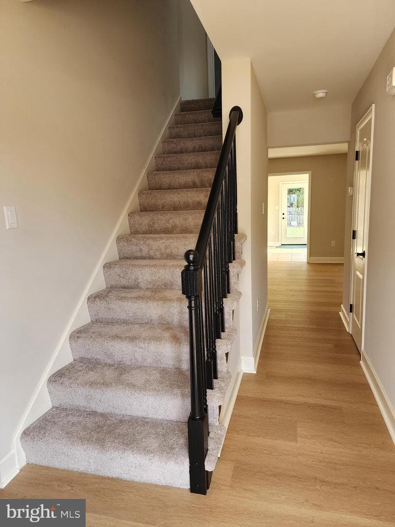 5 Dartmouth Drive photo 3