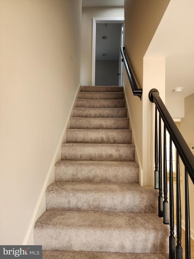 5 Dartmouth Drive photo 43