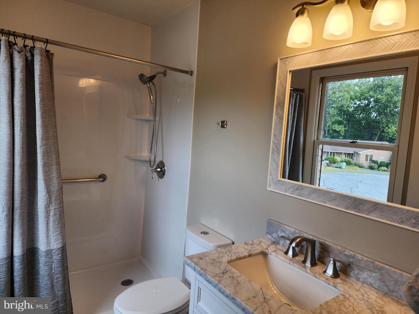 5 Dartmouth Drive photo 59