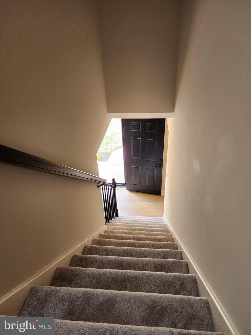 5 Dartmouth Drive photo 64
