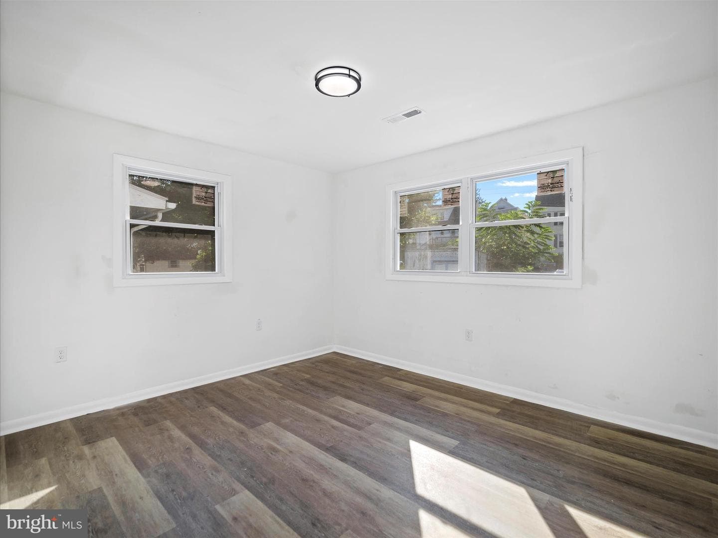 870 Pine Street photo 7