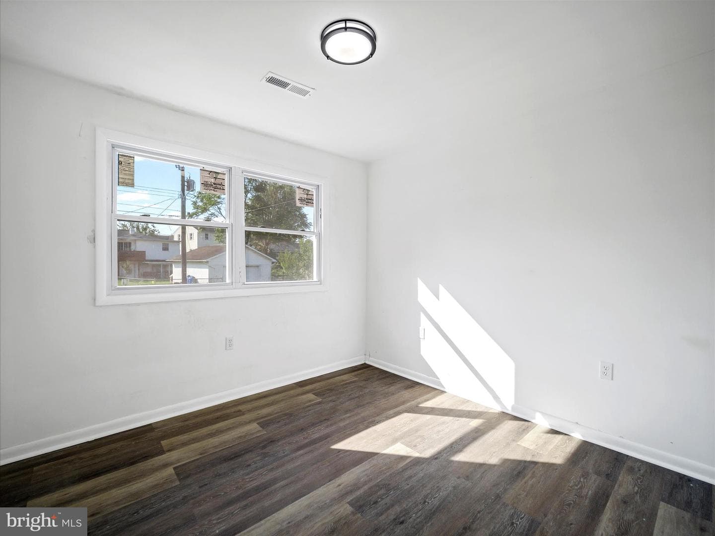 870 Pine Street photo 9