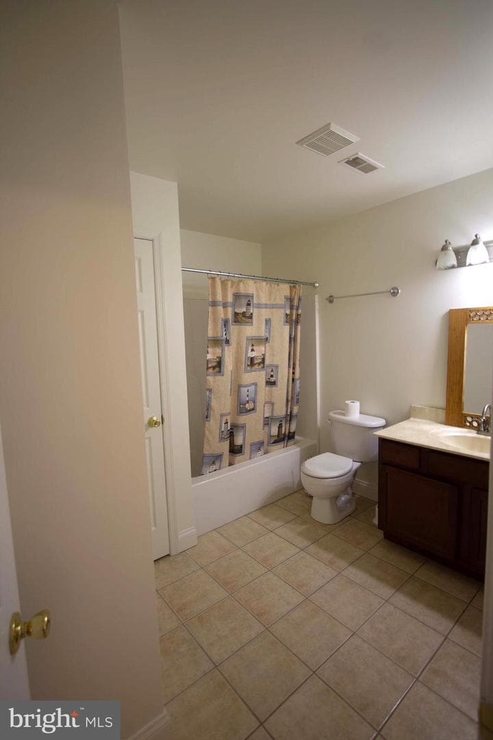 818 View Street photo 25