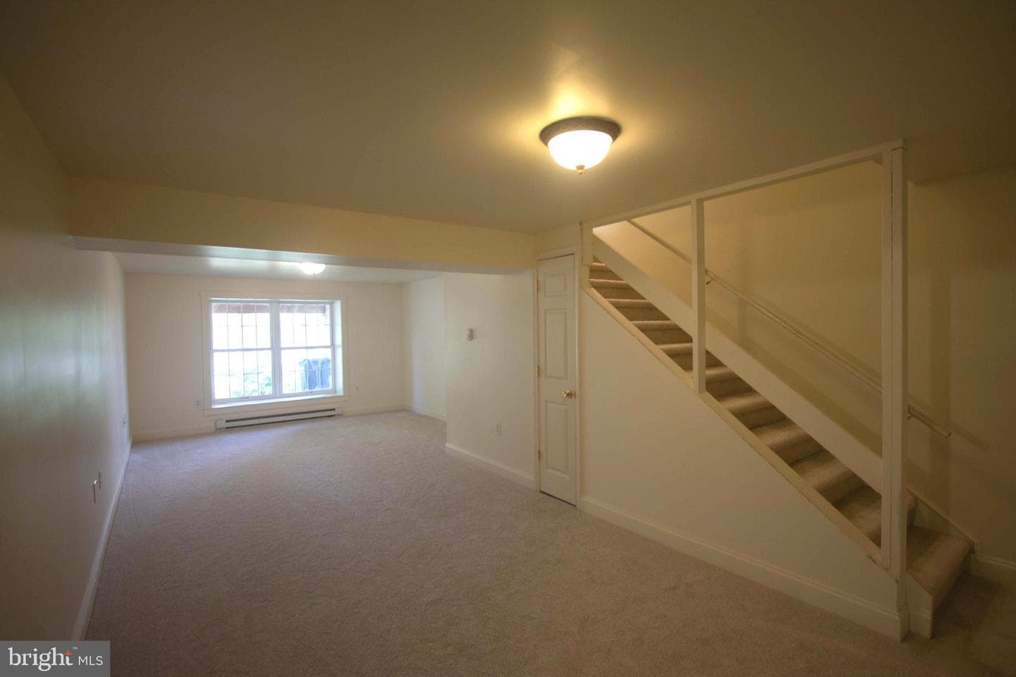 818 View Street photo 27