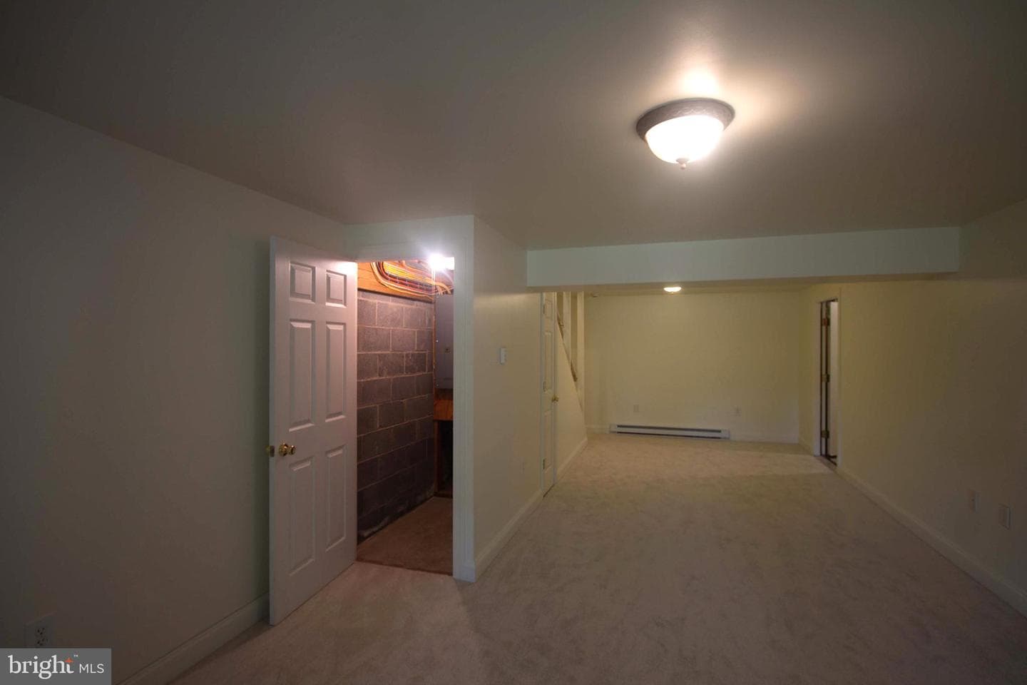 818 View Street photo 28