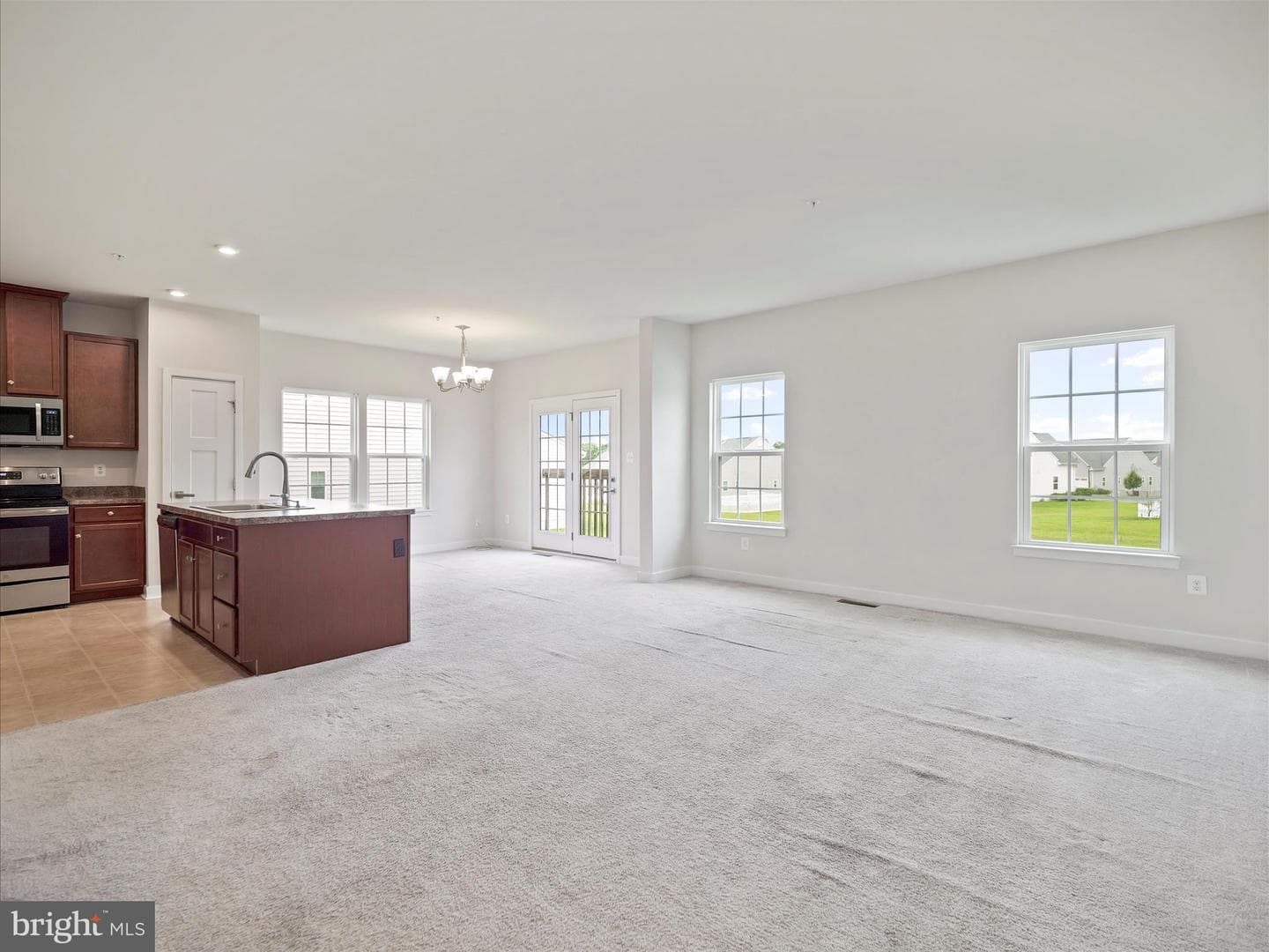 18211 Brownstone Place photo 5