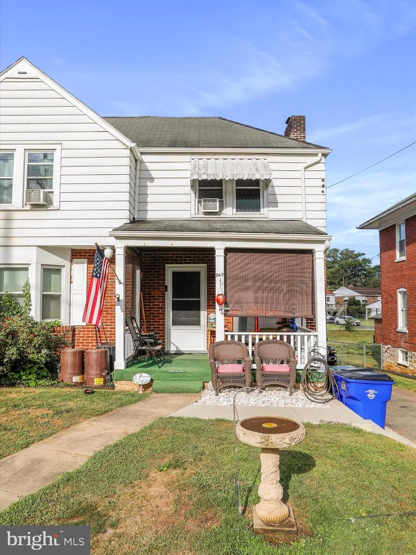 843 Frederick Street photo 3