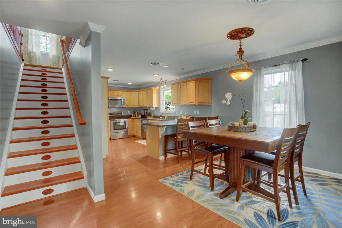 11924 Sun Valley Drive photo 4