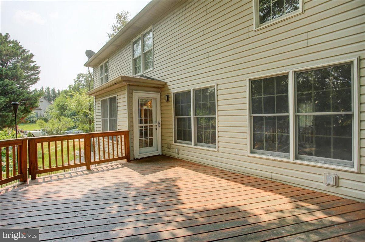20204 Plumwood Drive photo 47