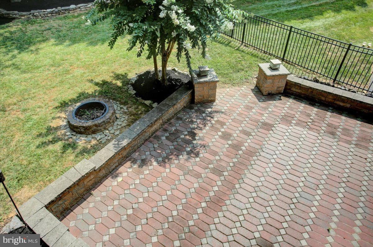 20204 Plumwood Drive photo 48