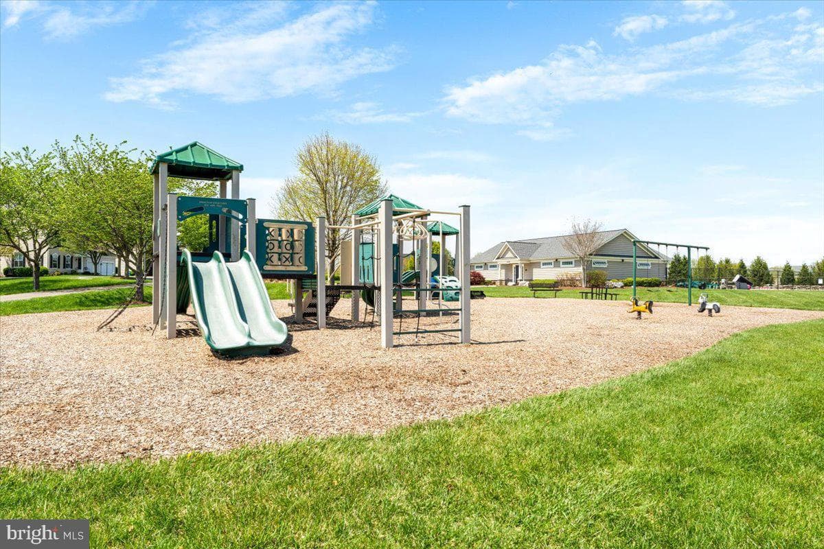 9322 Alloway Drive photo 30