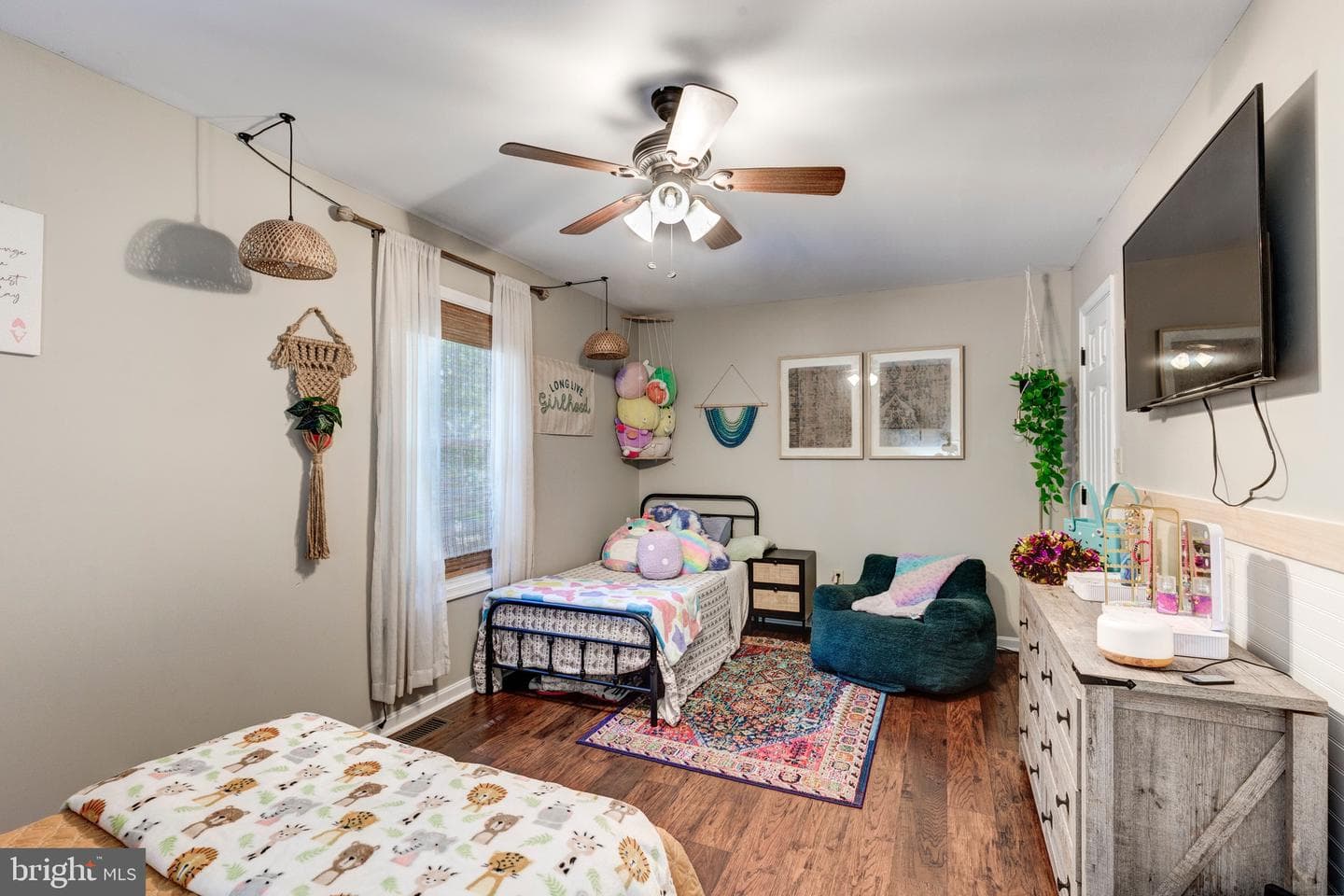 17005 Newcastle Court photo 16