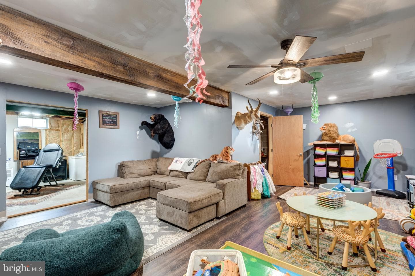 17005 Newcastle Court photo 32