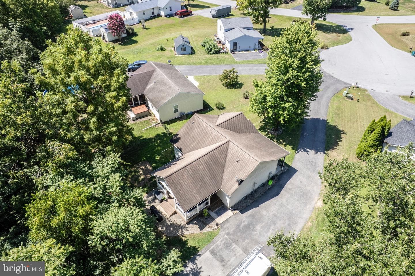 17005 Newcastle Court photo 46