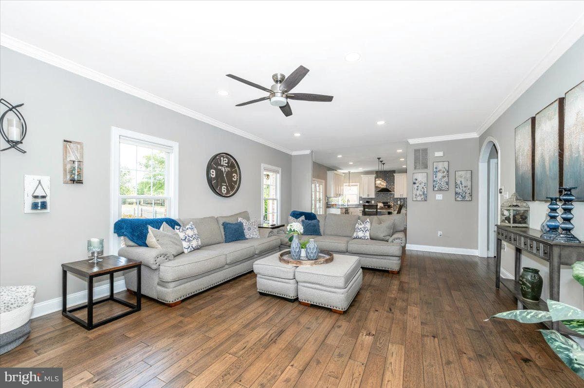 11013 Shalom Lane photo 11